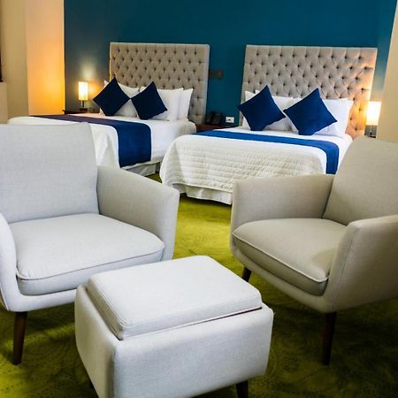 פואבלה Hotel Margarita מראה חיצוני תמונה