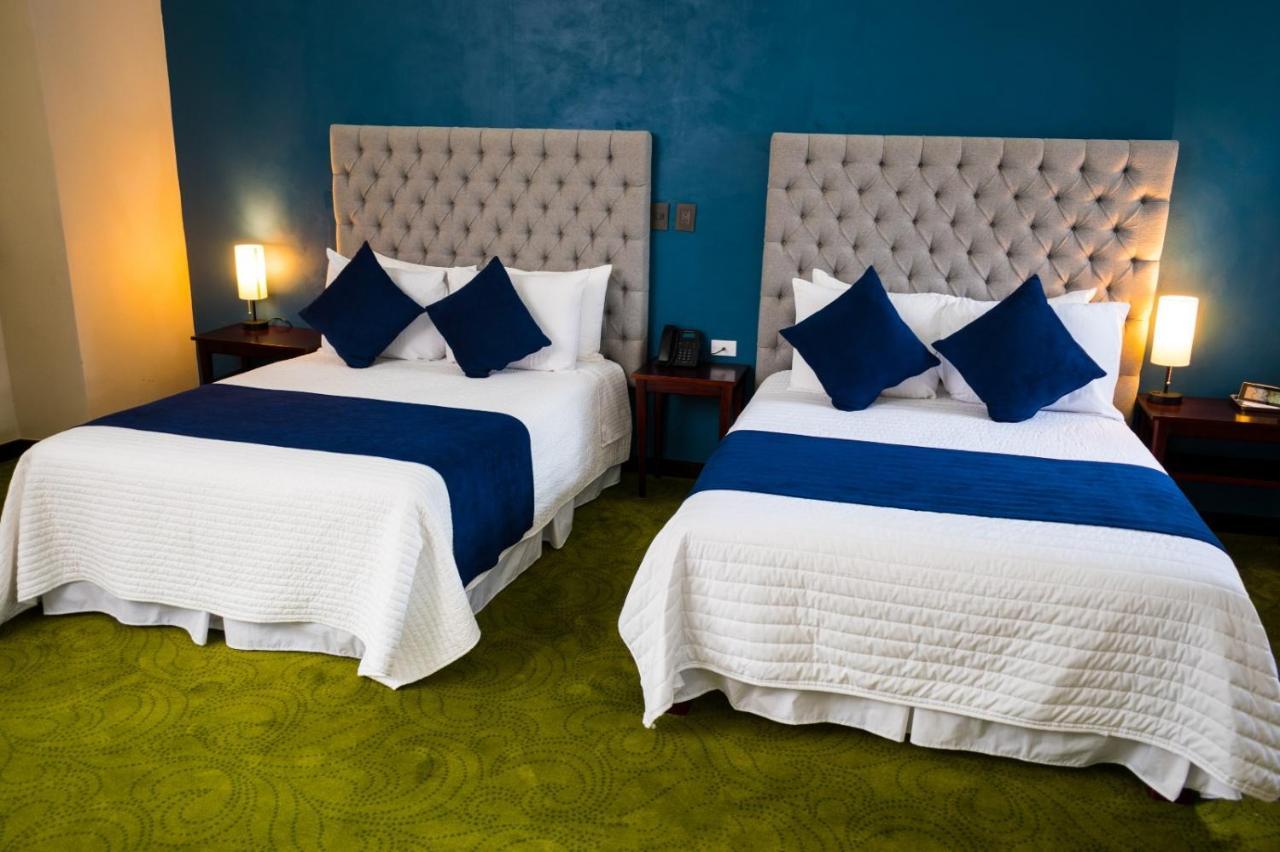 פואבלה Hotel Margarita מראה חיצוני תמונה