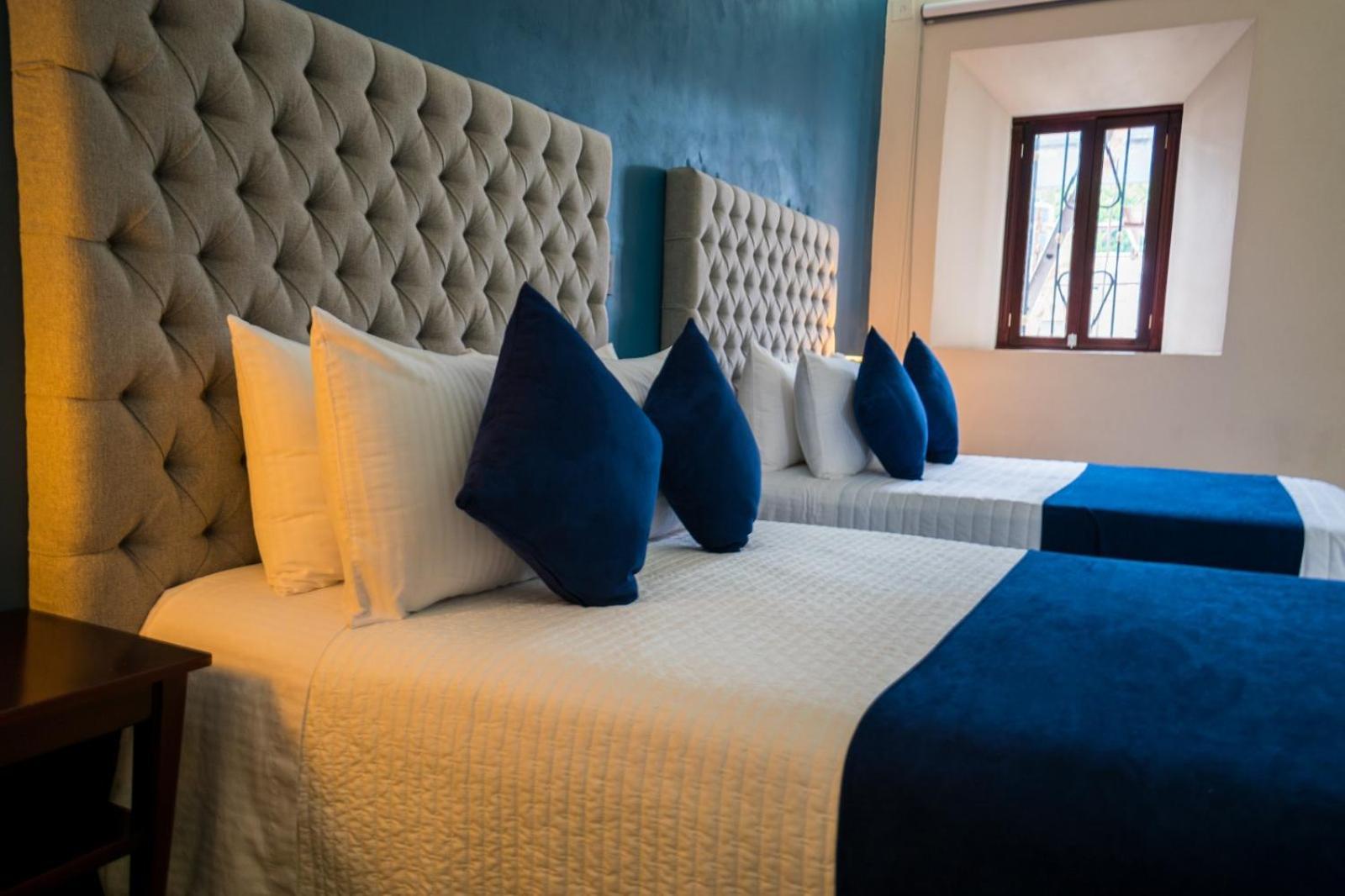 פואבלה Hotel Margarita מראה חיצוני תמונה
